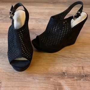 Chinese Laundry Suede Black Wedges